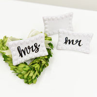 Whitewash Place Cards/Set of 4